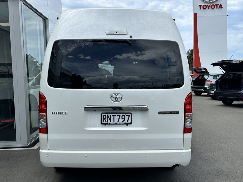 2025 Toyota Hiace 2.7P 4WD Grand Cabin 10seat image 4