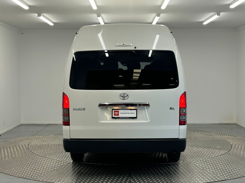 2025 Toyota Hiace 2.7P Communter 4WD image 4