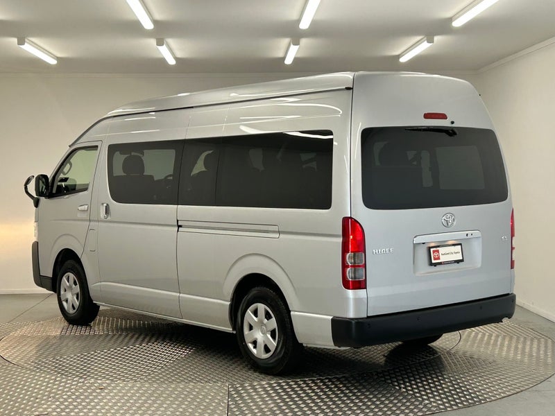 2025 Toyota Hiace 2.7P Communter Wagon 4WD image 5
