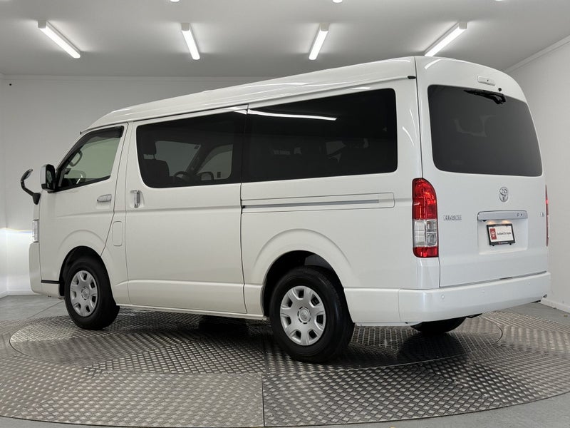 2025 Toyota Hiace 2.7P GL 10 Seater image 5