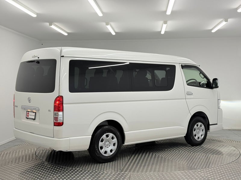 2025 Toyota Hiace 2.7P GL 10 Seater 4WD image 3