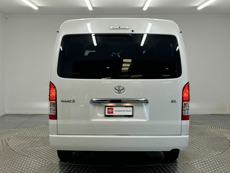 2025 Toyota Hiace 2.7P GL 10 Seater Van image 4