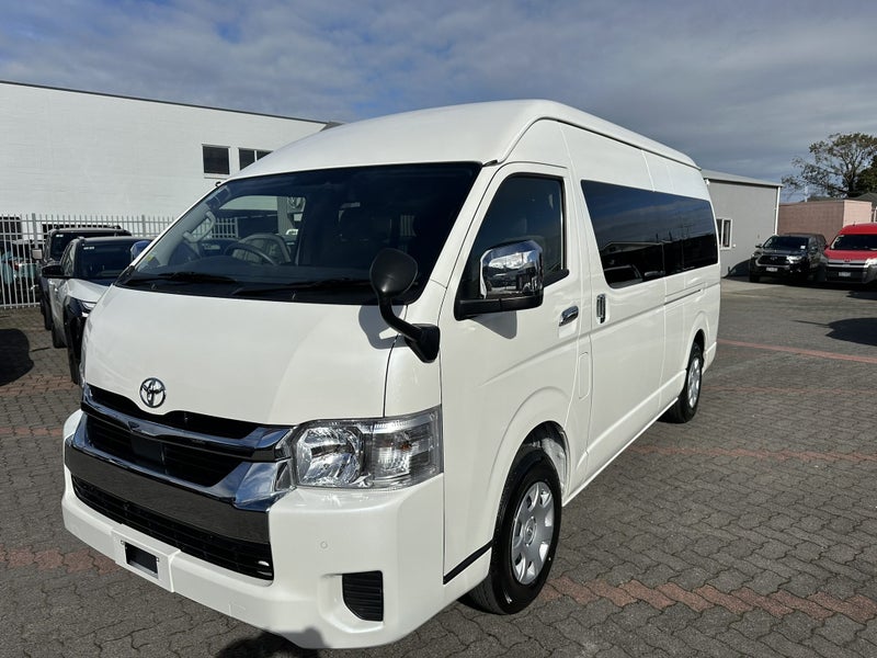 2025 Toyota Hiace 2.7P Grand Cabin 10 Seater 4... image 3