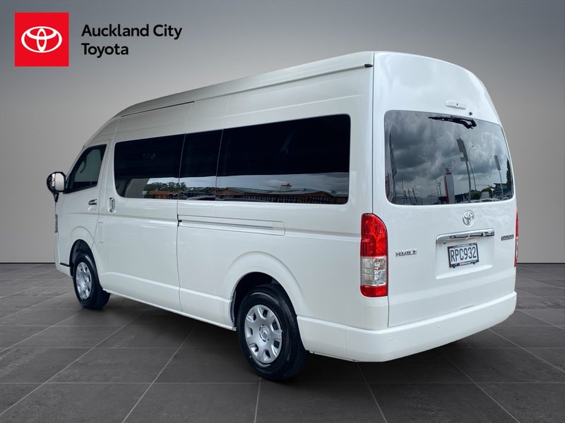 2025 Toyota Hiace 2.7P Grand Cabin 10 Seater 4... image 5