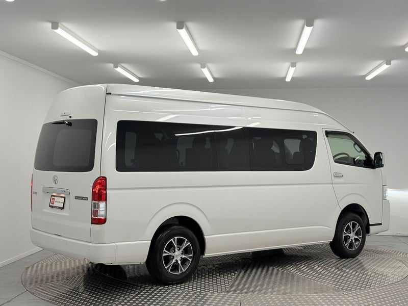 2025 Toyota Hiace 2.7P Grand Cabin 10 Seater 4WD image 3