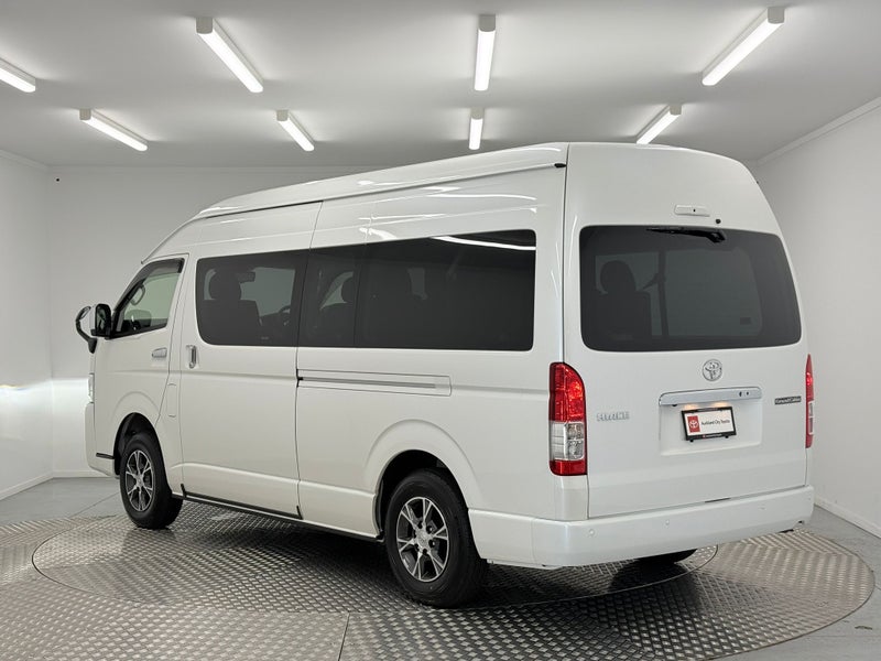 2025 Toyota Hiace 2.7P Grand Cabin 10 Seater 4WD image 5