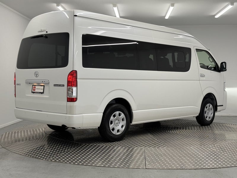 2025 Toyota Hiace 2.7P Grand Cabin 10 Seater 4WD image 3