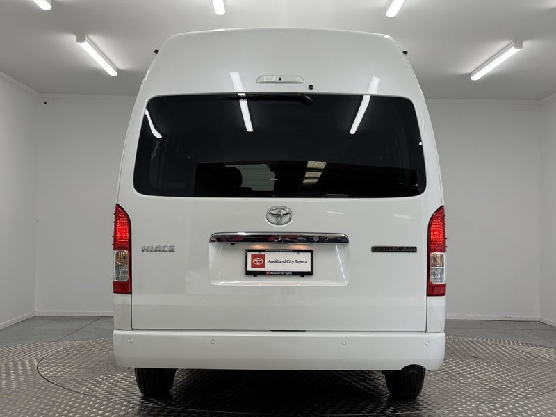 2025 Toyota Hiace 2.7P Grand Cabin 10 Seater 4WD image 4