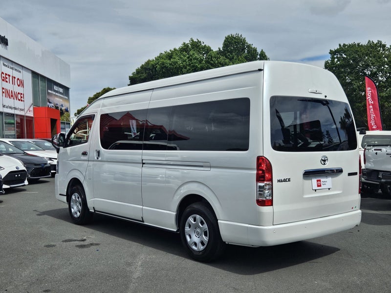 2025 Toyota Hiace 2.7P Grand Cabin 10 Seater 4WD image 3