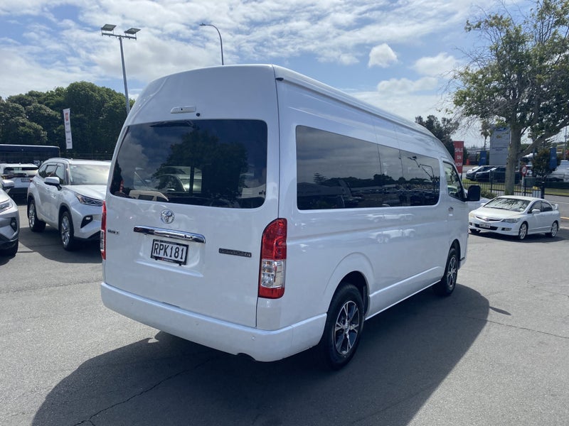 2025 Toyota Hiace 2.7P Grand Cabin 10 Seater 6A... image 2