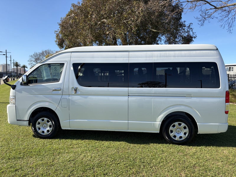2025 Toyota Hiace 2.7P Grand Cabin 10 Seater Au... image 4