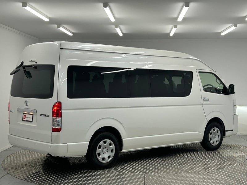 2025 Toyota Hiace 2.7P Grand Cabin image 3