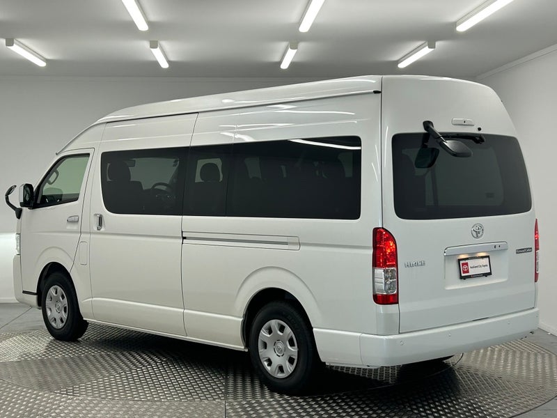 2025 Toyota Hiace 2.7P Grand Cabin image 5