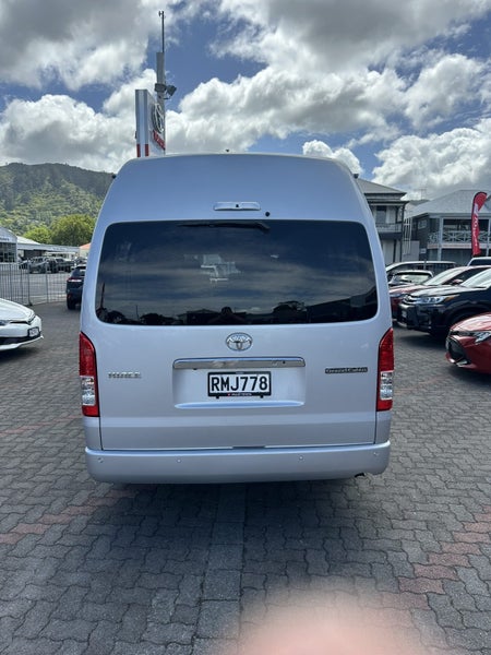 2025 Toyota Hiace 2.7P Grand Cabin 2WD 4 Dr Wag... image 3