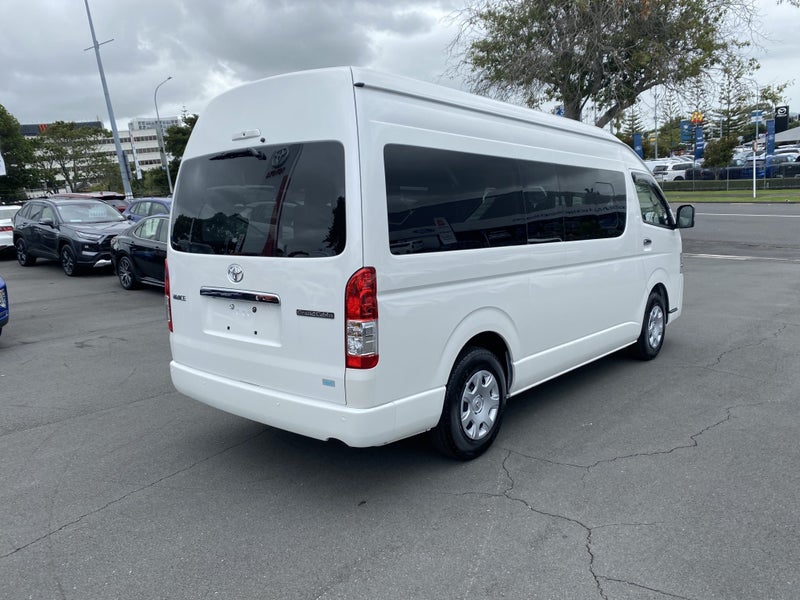 2025 Toyota Hiace 2.7P Grand Cabin 2WD image 2