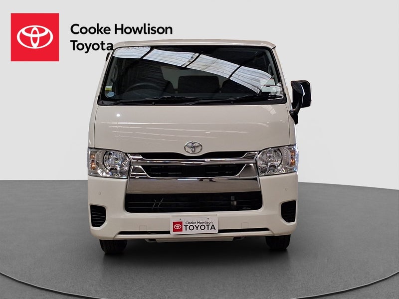 2025 Toyota Hiace 2.8D 2WD image 2