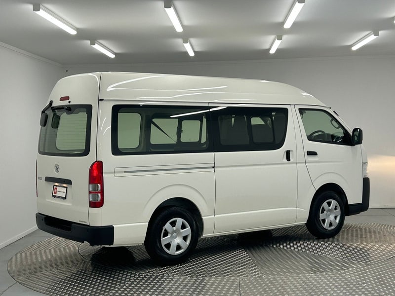 2025 Toyota Hiace 2.8D DX image 3