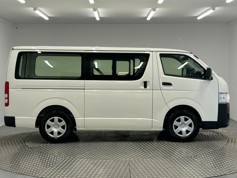 2025 Toyota Hiace 2.8D DX GL image 2