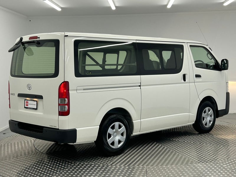 2025 Toyota Hiace 2.8D DX GL image 3