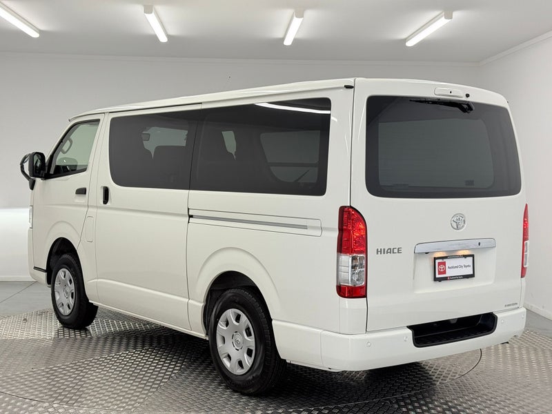 2025 Toyota Hiace 2.8D DX GL Package Van 4WD image 5