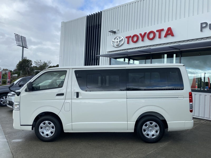 2025 Toyota Hiace 2.8D DX Long GL Package 5 Dr... image 2