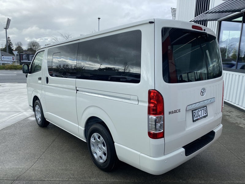 2025 Toyota Hiace 2.8D DX Long GL Package 5 Dr... image 3