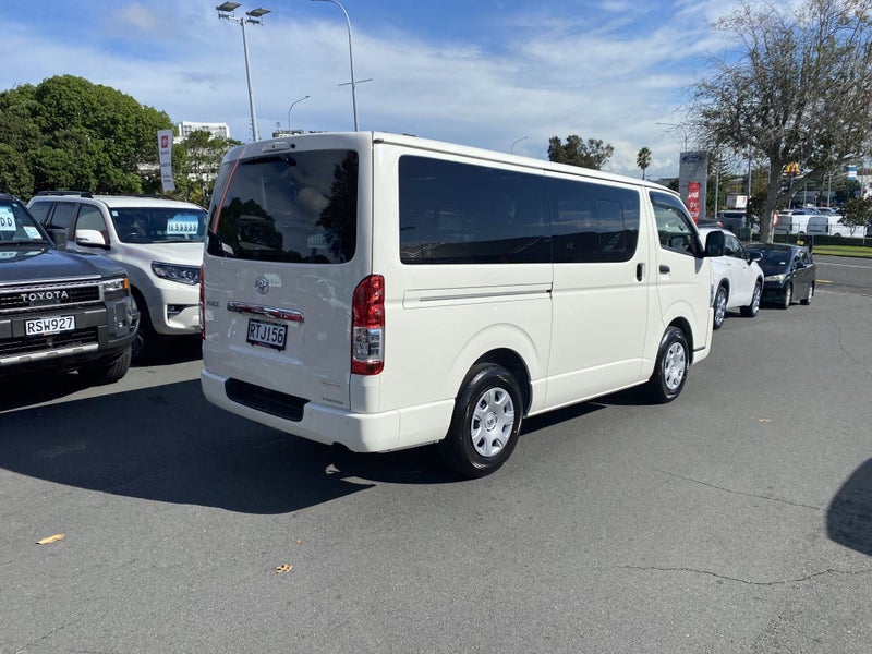 2025 Toyota Hiace 2.8D DX Long GL Package image 2