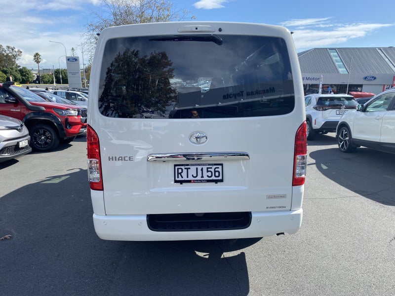 2025 Toyota Hiace 2.8D DX Long GL Package image 3