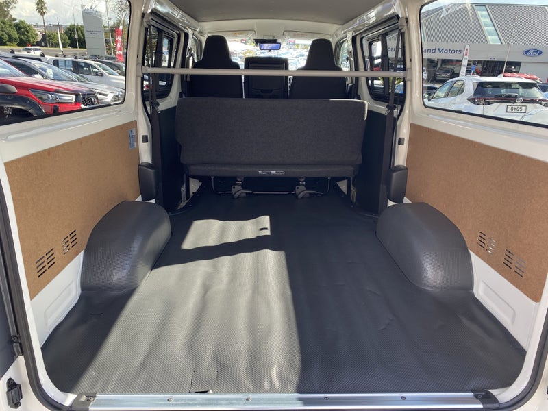 2025 Toyota Hiace 2.8D DX Long GL Package image 4