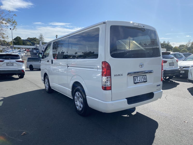 2025 Toyota Hiace 2.8D DX Long GL Package image 5