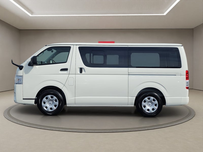 2025 Toyota Hiace DX 2.0L Petrol GL Package Van image 4