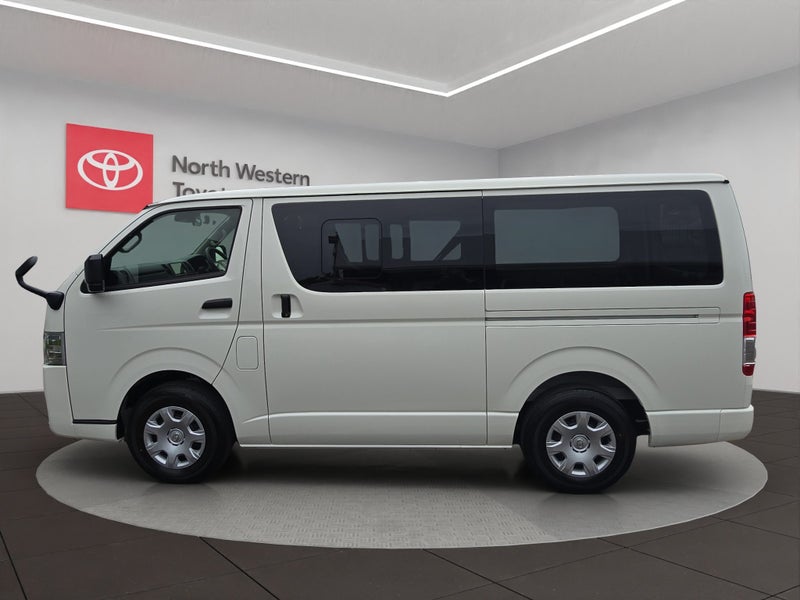 2025 Toyota Hiace DX 2.8L Diesel Turbo Long Van image 4