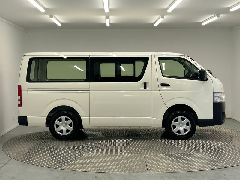 2025 Toyota Hiace DX Long 2.8D 4WD image 2