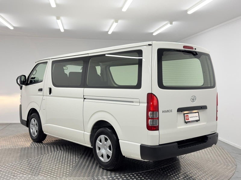 2025 Toyota Hiace DX Long 2.8D 5Dr Van 6 Auto 2WD image 5