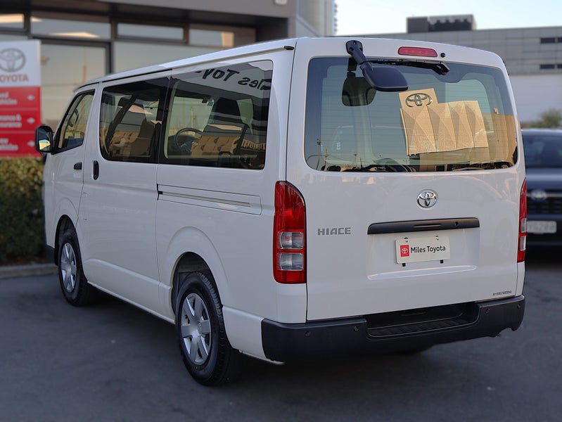 2025 Toyota Hiace DX Long 2.8D 5Dr Van 6A 2WD image 5