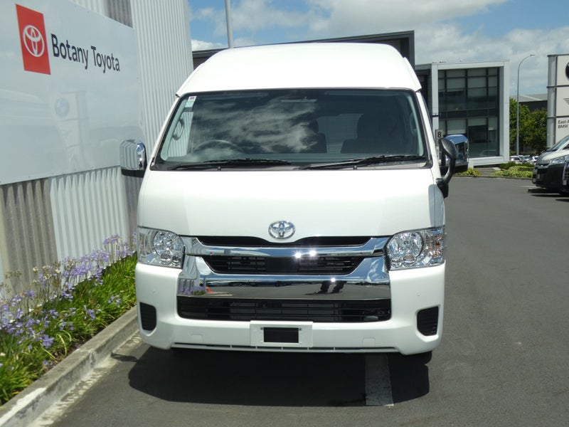 2025 Toyota Hiace Grand Cabin 10-Seater image 4