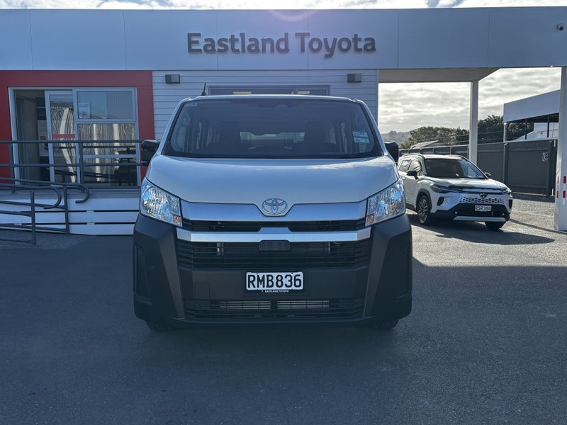 2025 Toyota Hiace ZR 2.8DT 6AT RWD GVN/5D/2S image 2