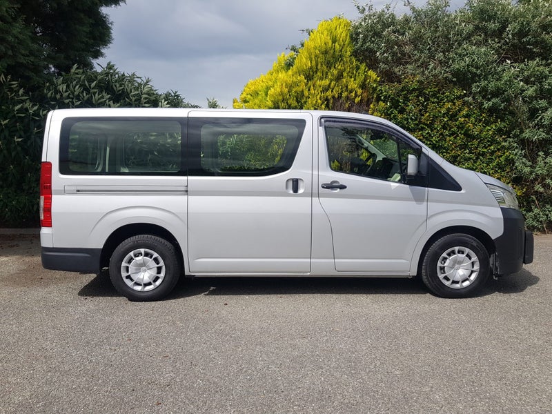 2025 Toyota Hiace ZR 2.8DT 6MT RWD GVN/5D/2S image 5