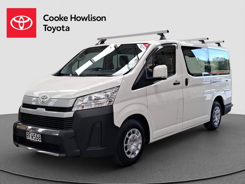 2025 Toyota Hiace ZR 2.8DT image 3