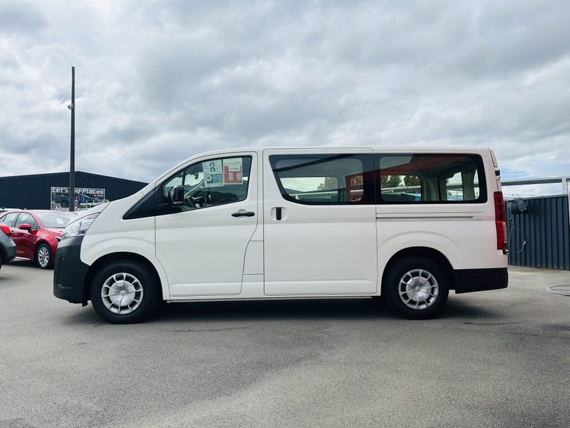 2025 Toyota Hiace ZR 2.8DT Automatic RWD Van -... image 5