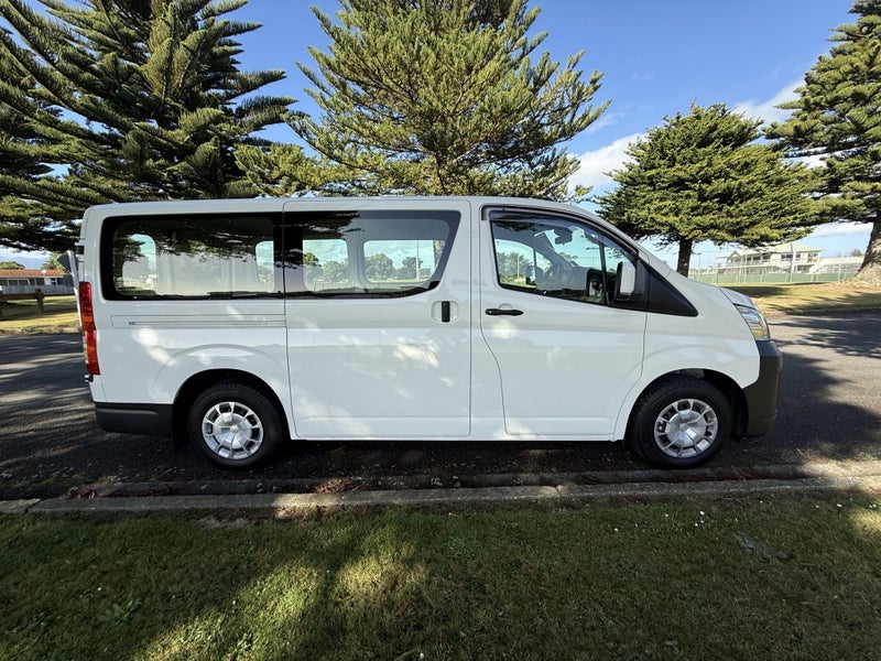 2025 Toyota Hiace ZR 2.8DT Automatic RWD Van -... image 2