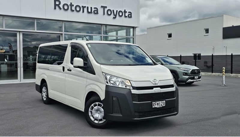 2025 Toyota Hiace ZR 2.8DT Barn Doors image 1