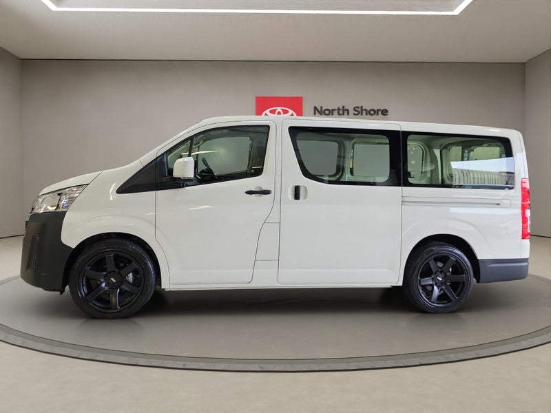2025 Toyota Hiace ZR 2.8L Diesel Turbo RWD Van image 5