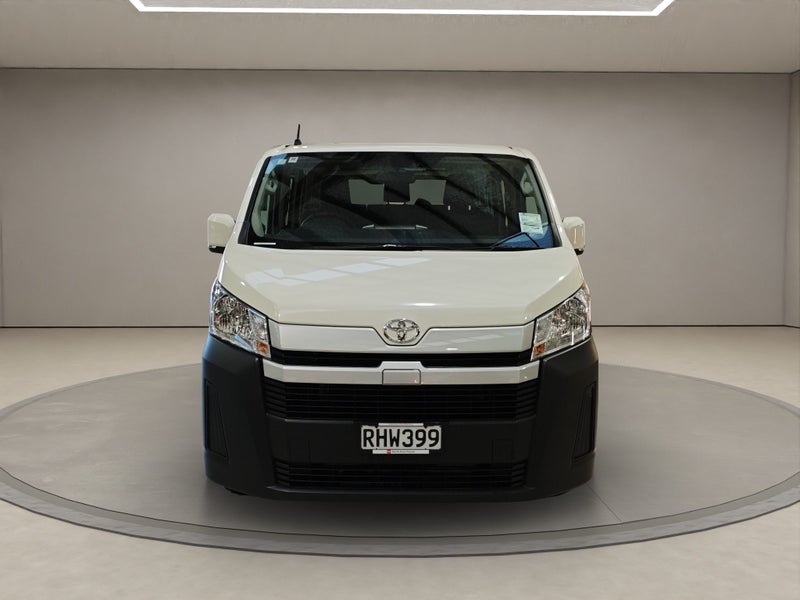 2025 Toyota Hiace ZR 2.8L Diesel Turbo Van image 2