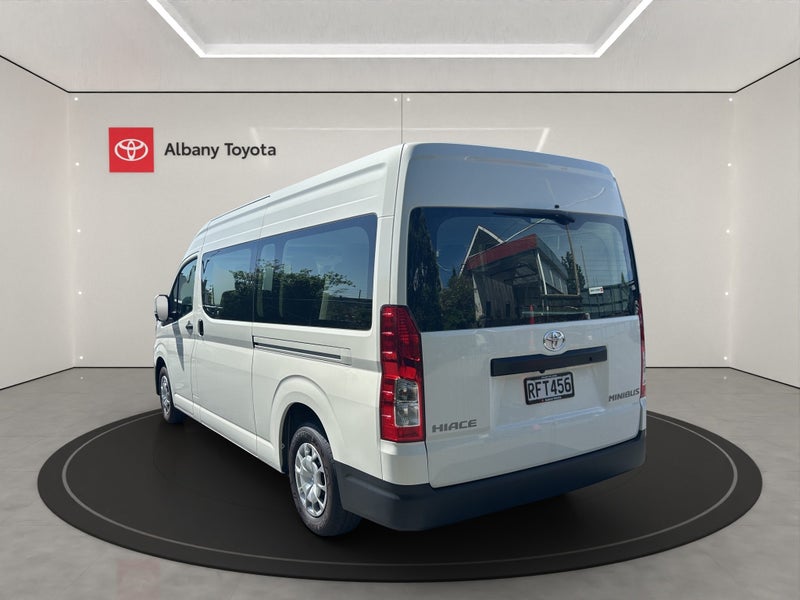 2025 Toyota Hiace ZX 2.8DT 6AT RWD MB/4D/10S (H... image 5