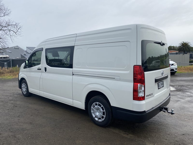 2025 Toyota Hiace ZX 2.8DT 6AT RWD PVN/5D/2S image 3