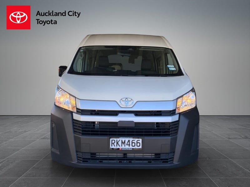 2025 Toyota Hiace ZX PVN Barn Door 2.8 Ltr Dies... image 2