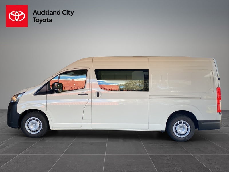 2025 Toyota Hiace ZX PVN Barn Door 2.8 Ltr Dies... image 4