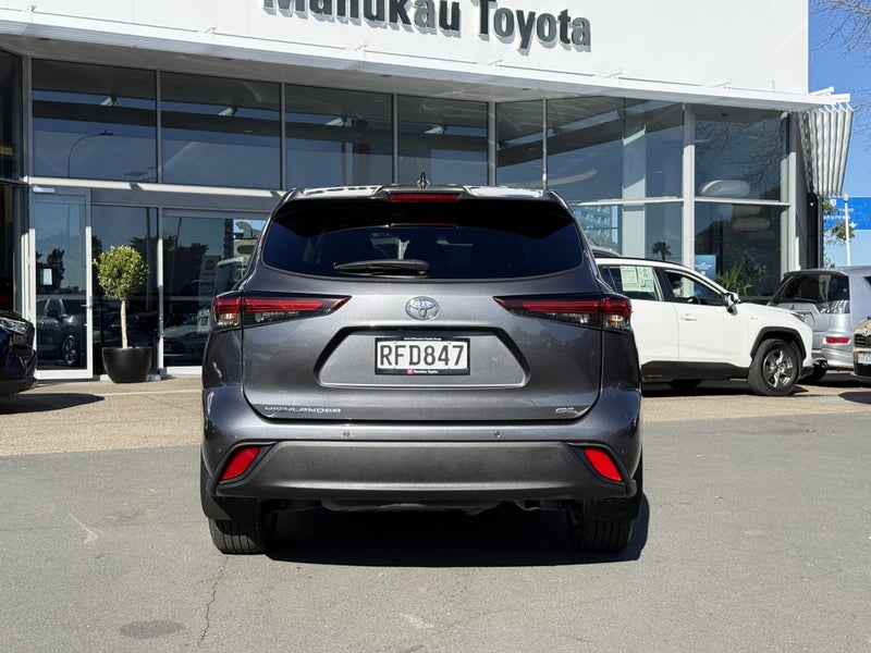 2025 Toyota Highlander GXL 2.5P Hybrid image 3