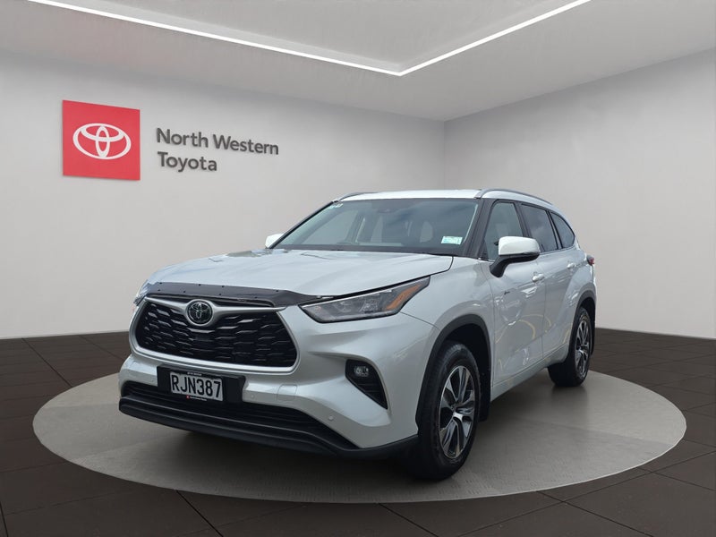 2025 Toyota Highlander Limited 2.5L Hybrid AWD SUV image 3